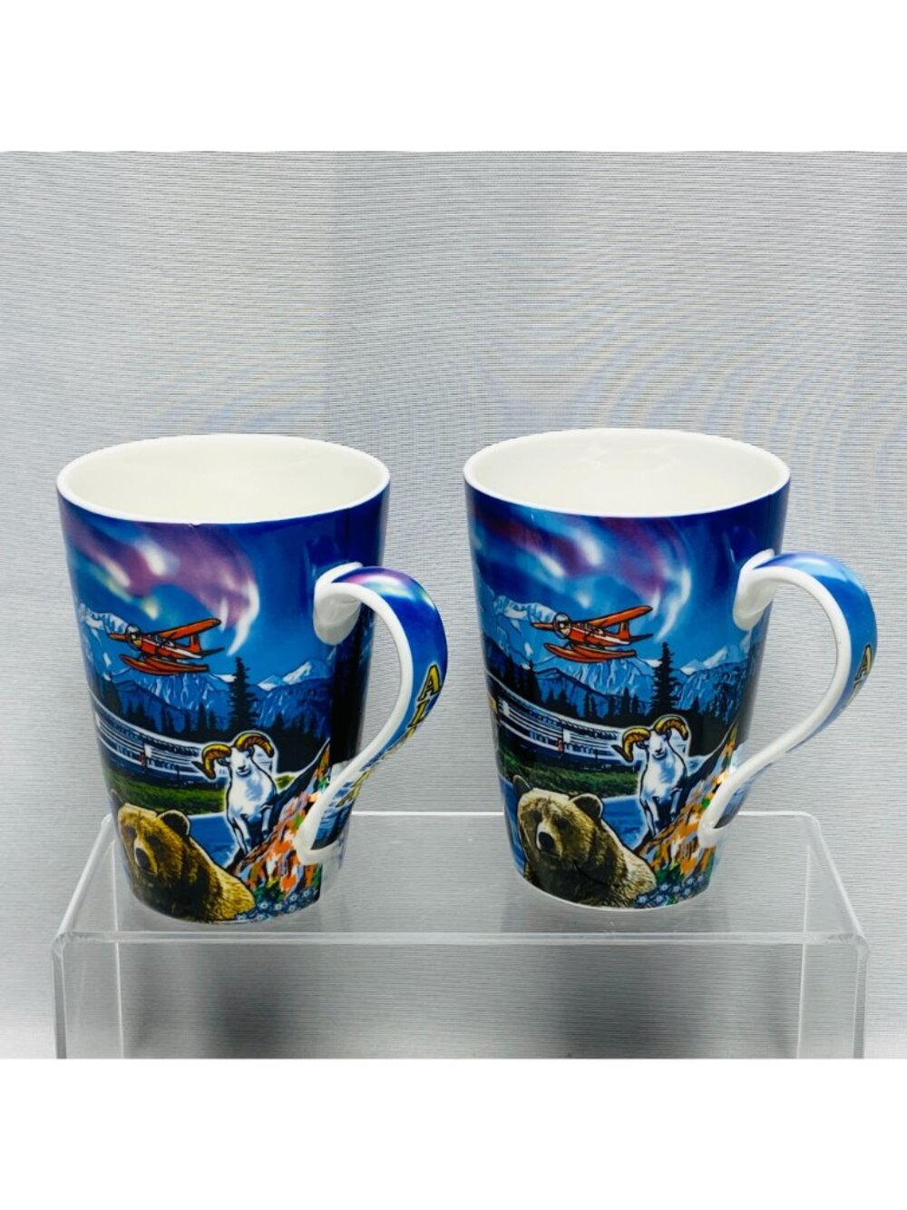Alaska Outpost Ceramic 14oz Mugs With Scenic Wildlife Design & Aurora Borealis - Picture 8 of 13